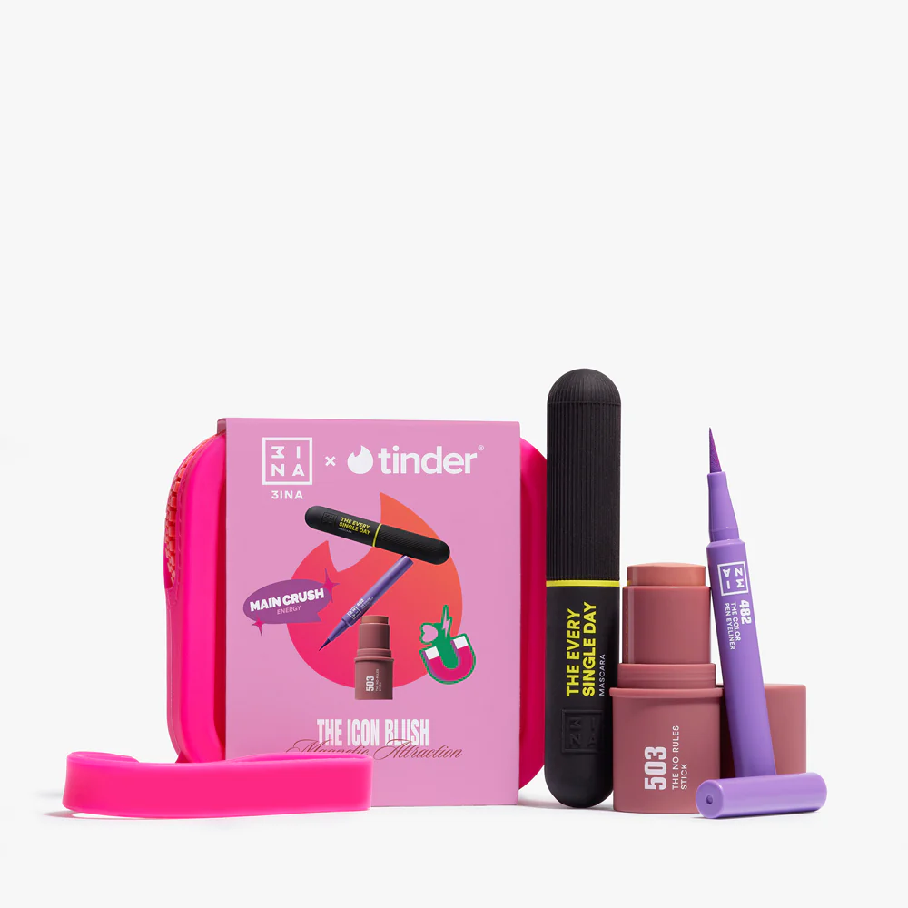 THE ICON BLUSH KIT