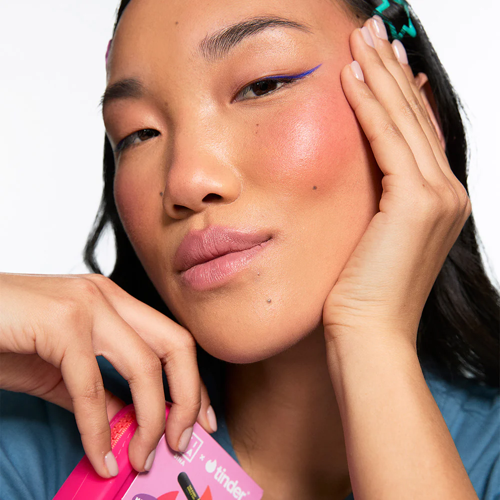 THE ICON BLUSH KIT - Image 2